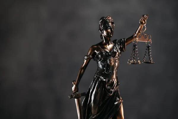 Why You May Need A Labour Lawyer In Toronto (And How To Select One)