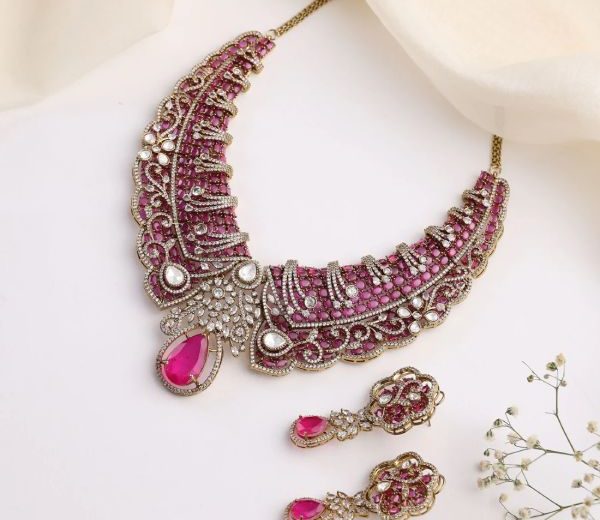 Jewellery That Tells a Story: Pieces That Add Colour, Sparkle, and Confidence